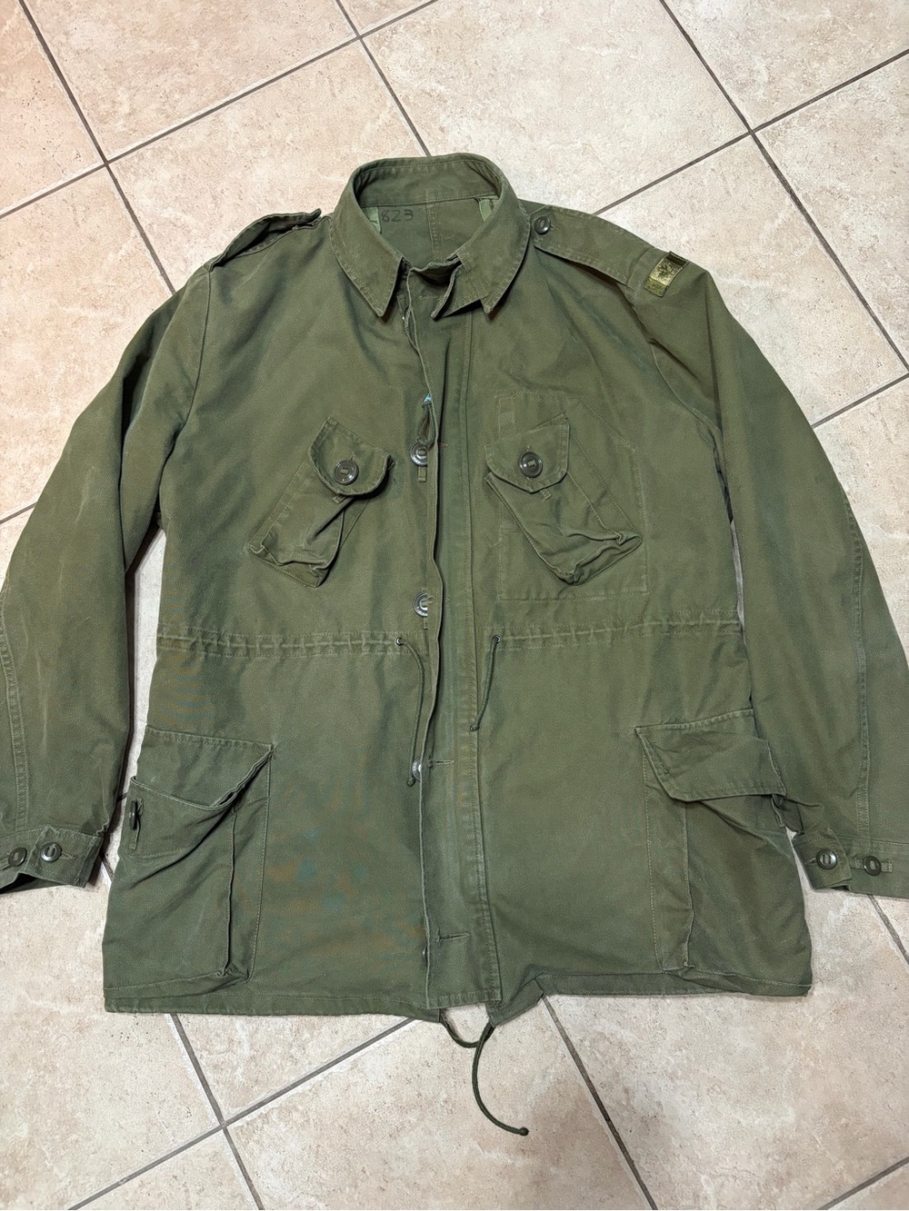 Men's Military-Style Field Jacket in Olive Green